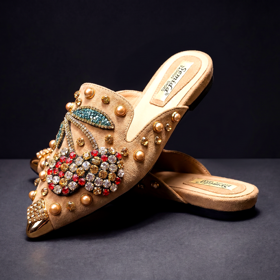 Élise Cherry Mules