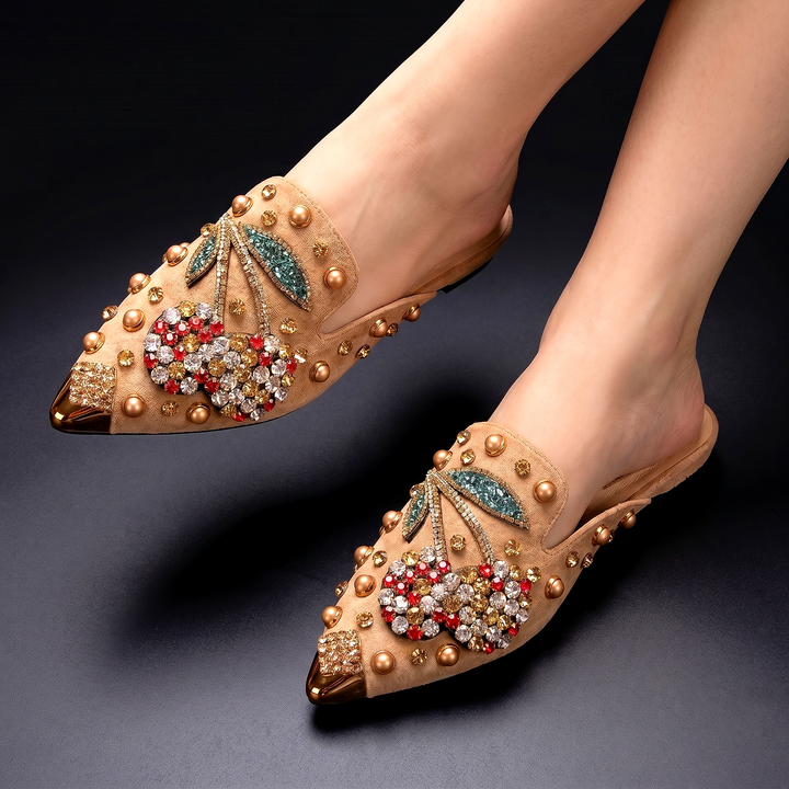 Élise Cherry Mules
