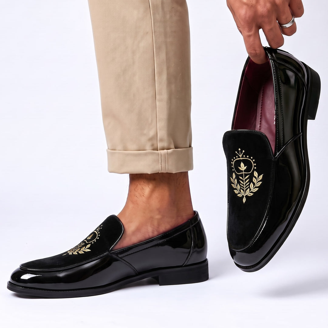 Alderic Crest Loafers