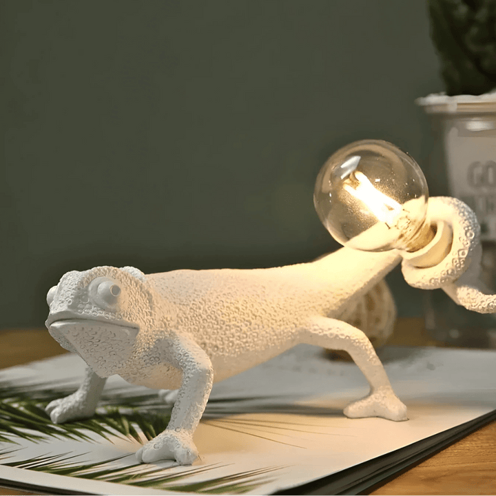 Luzon Chameleon Lamp - Boncini