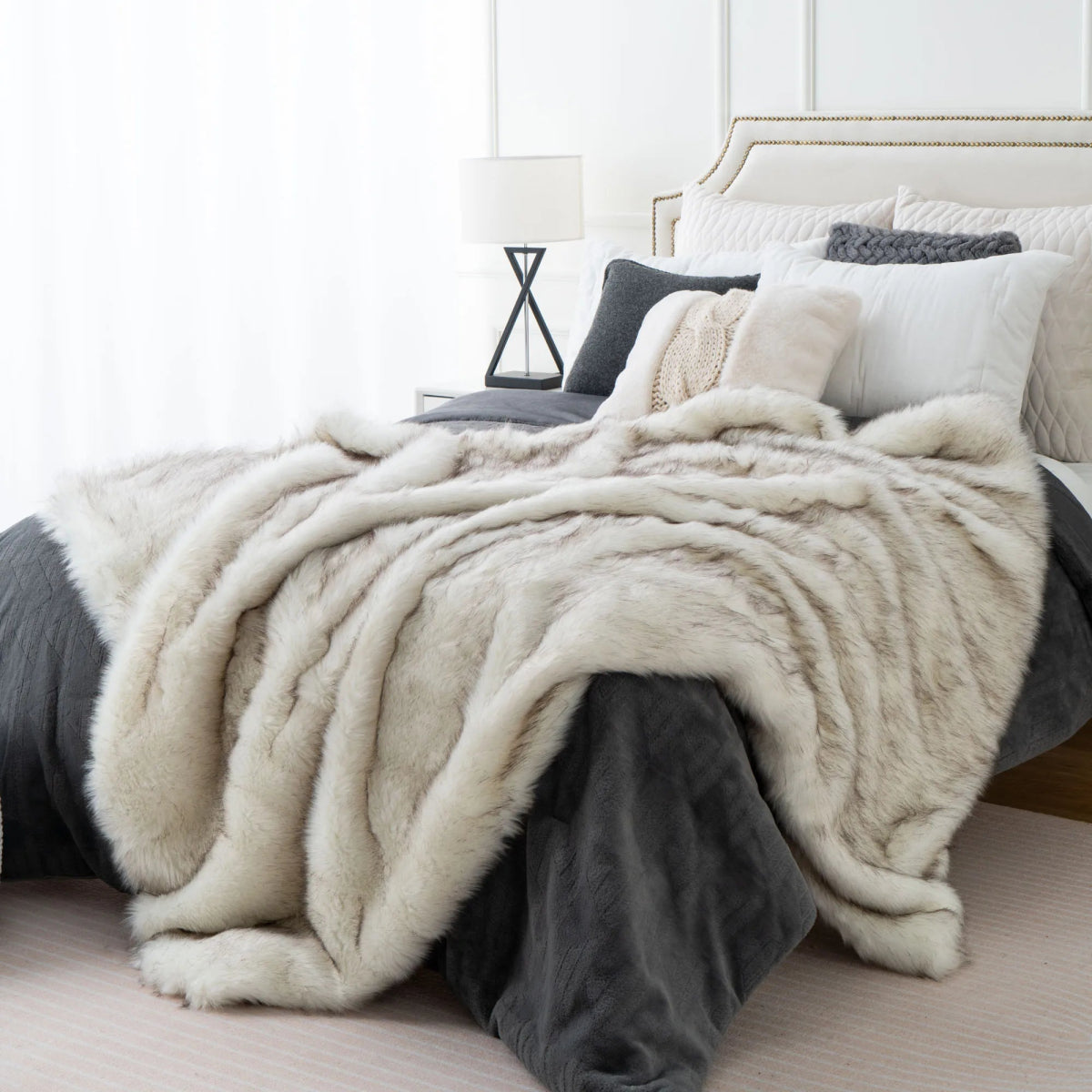 Faux Fur Throw Blanket - Time & West